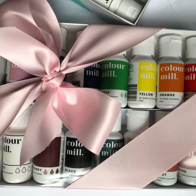Baker's Gift Set - Colour Mill Oil Based Colouring - 14 Colour Starter kit
